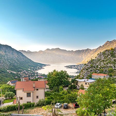 Apartamento Red Hill Kotor Exterior foto