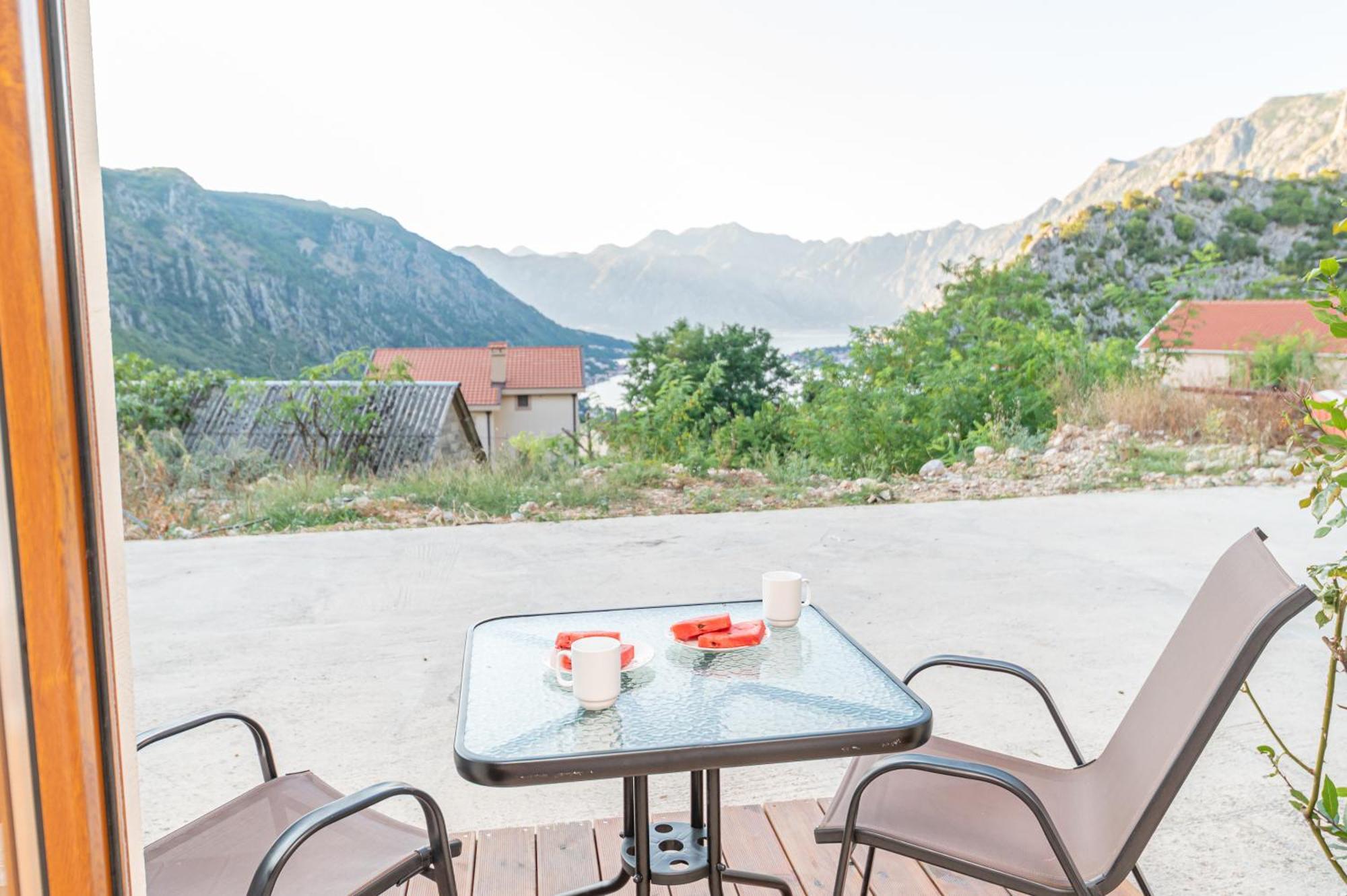 Apartamento Red Hill Kotor Exterior foto